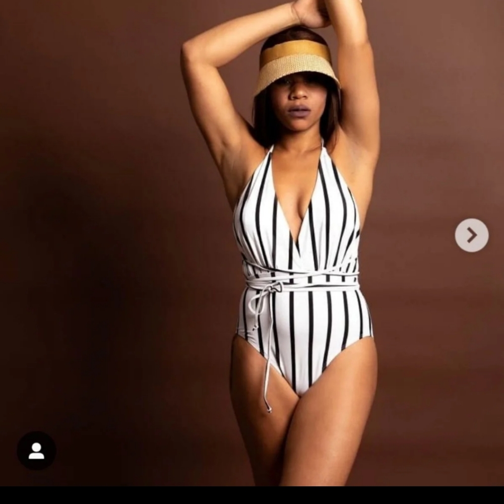 Tie up Striped one-piece